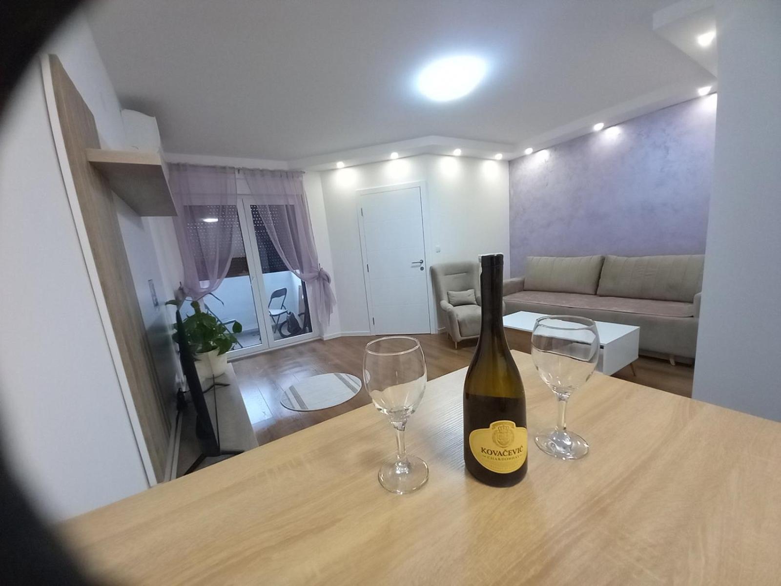 Apartman Milan'O 도보이 외부 사진